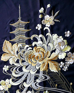 вышивка на японском кимоно