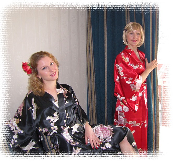 японское шелковое кимоно